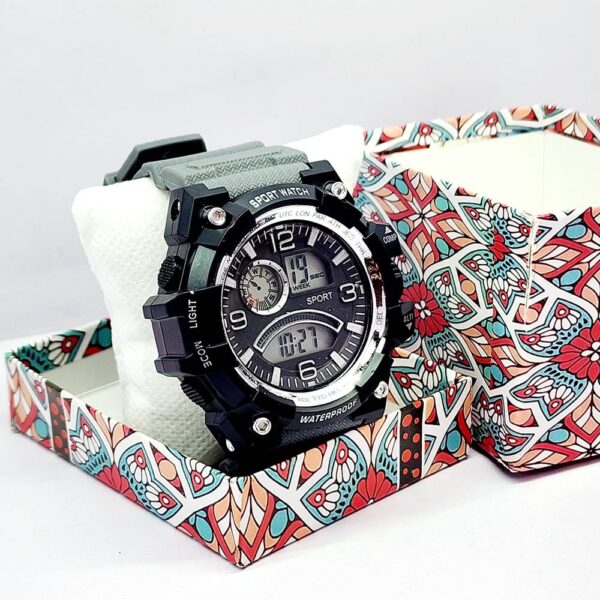 Digital Sports Watch - Image 4