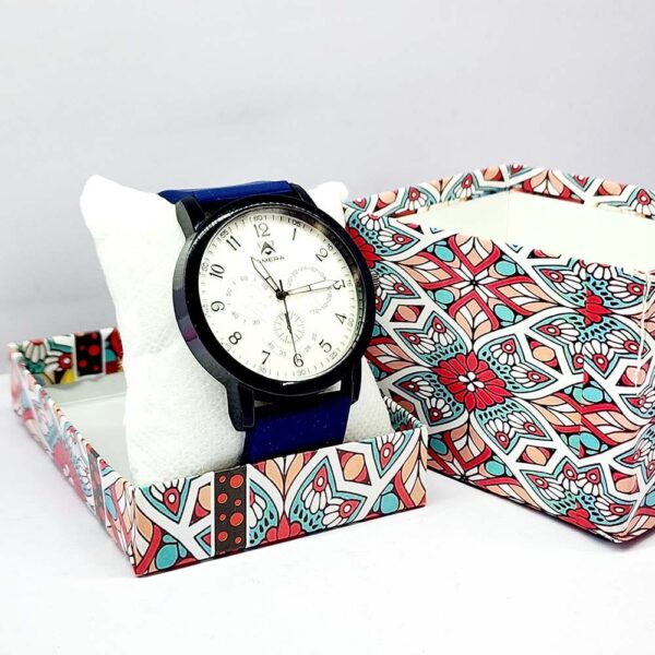 Analogue Watch - Image 5