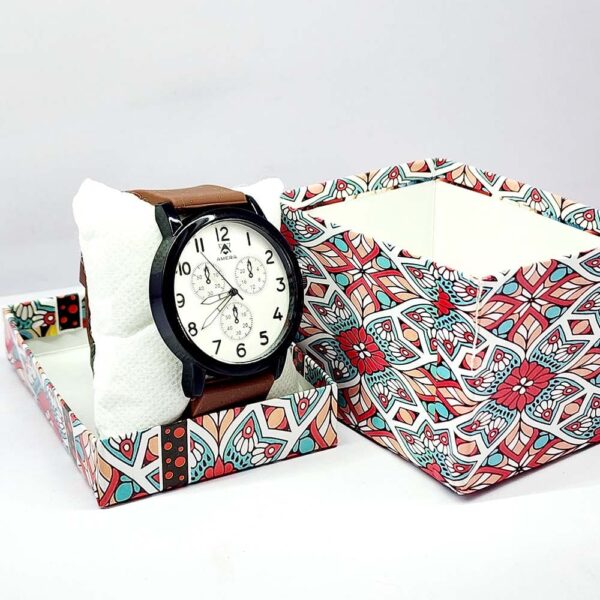 Analogue Watch - Image 3