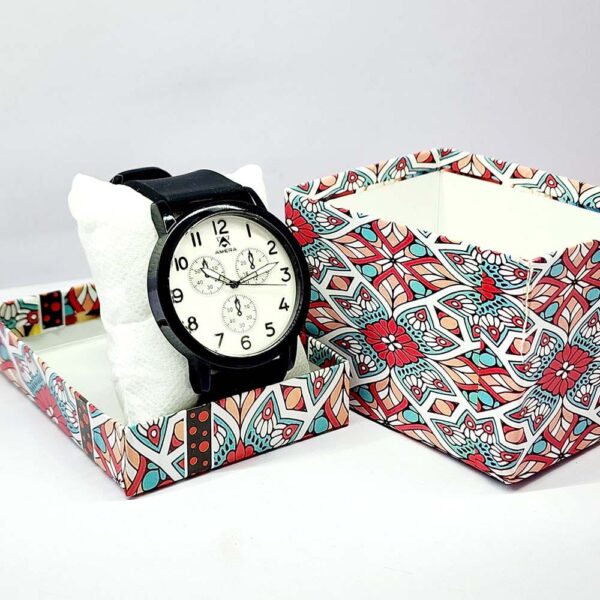 Analogue Watch - Image 4